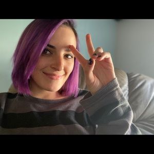 Meet your Posher, Emma